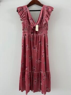 Francesca's Collections Dusty Rose Floral Midi Dress with Ruffle Sleeves